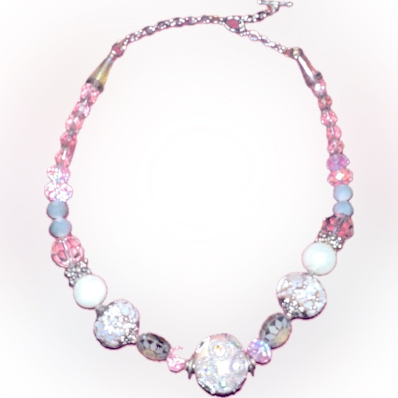 Jewelry - Beaded Jewelry Necklace NWOT
